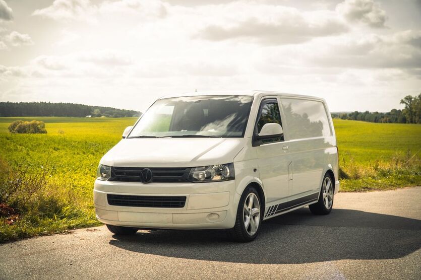 VW T5 Transporter 179.000 km 18.750 € Rostock 18057