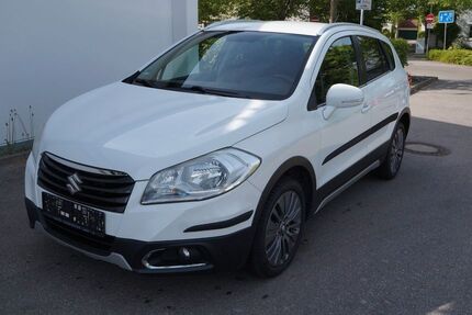 Suzuki (SX4) S-Cross 158.500 km 8.890 &euro; München 81825