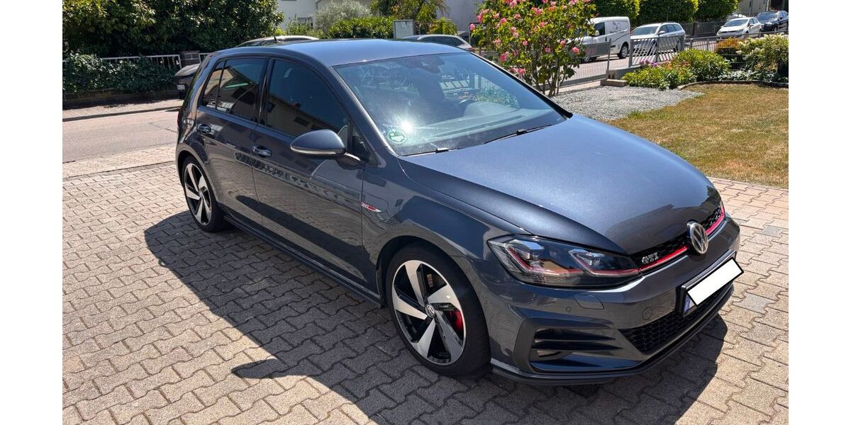 VW Golf 80.750 km 19.300 &euro; Bensheim 64625