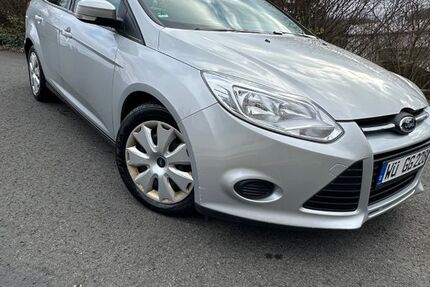 Ford Focus 139.965 km 5.200 € Eisingen 97249