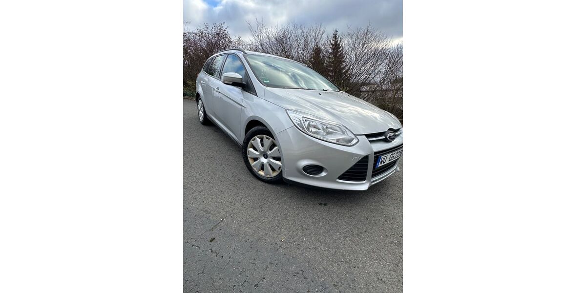 Ford Focus 139.965 km 5.200 € Eisingen 97249