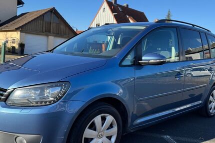 VW Touran 286.000 km 5.750 € Eußenheim 97776