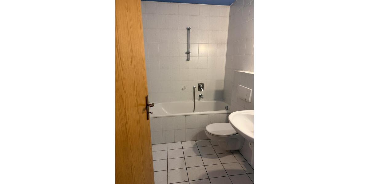 Maisonettenwohnung Schloß Holte-Stukenbrock Stukenbrock - 2 Zimmer, 52 m&sup2;, 450&euro; | Angebot:25404178