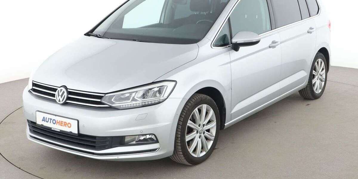 VW Touran 101.246 km 19.000 &euro; Berlin 14059