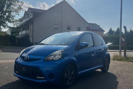 Toyota Aygo (X) 118.000 km 4.000 &euro; Detmold 32760