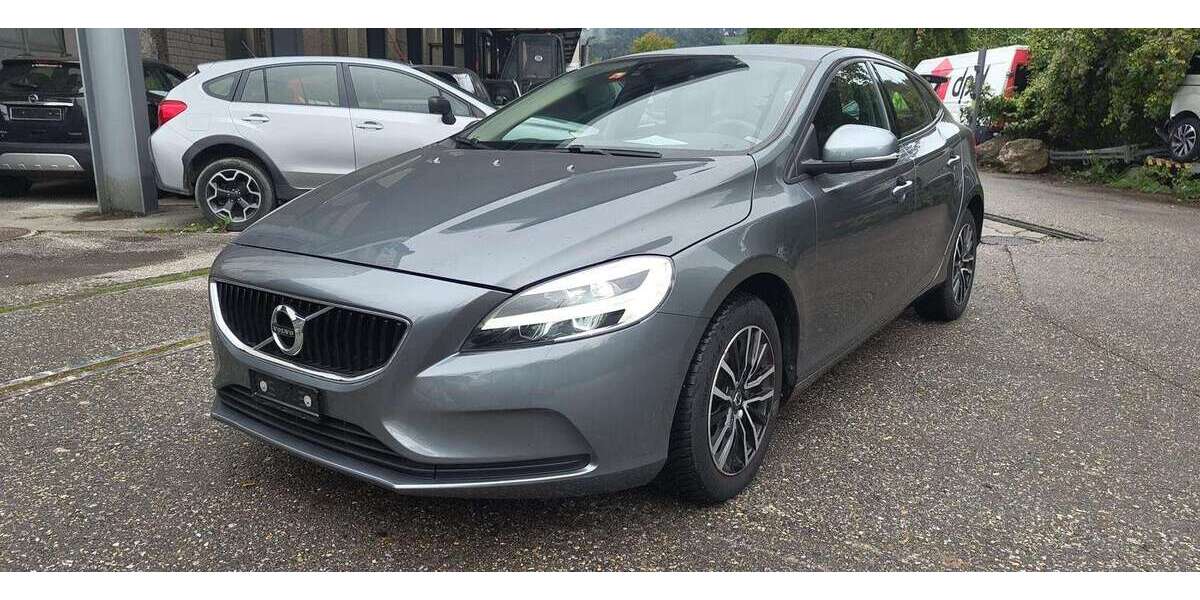 Volvo V40 106.000 km 10.900 &euro; Durmersheim 76448