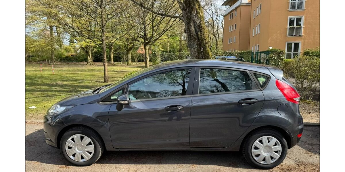 Ford Fiesta 142.428 km 3.649 &euro; Hamburg 22175