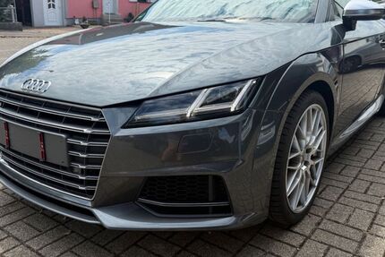 Audi TT 137.000 km 23.300 &euro; Ringsheim 77975