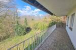 Teilrenoviertes Zweifamilienhaus in Ortsrandlage von 53127 Bonn - Ippendorf!