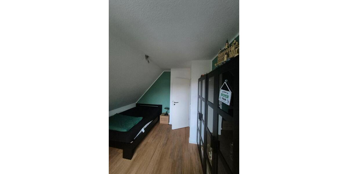 Einfamilienhaus zu verkaufen. Ohne Makler. 4 zimmer