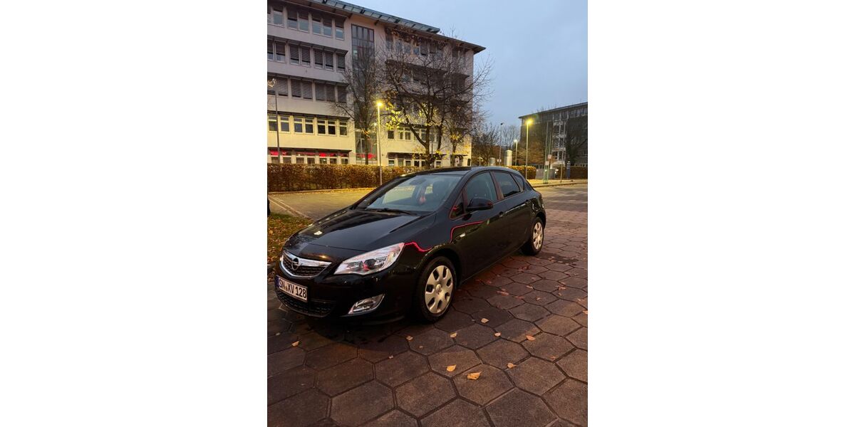 Opel Astra 91.000 km 7.200 &euro; schwerin 19053