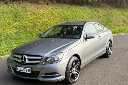 Mercedes-Benz 220 207.500 km 9.200 &euro; Wittlich 54516