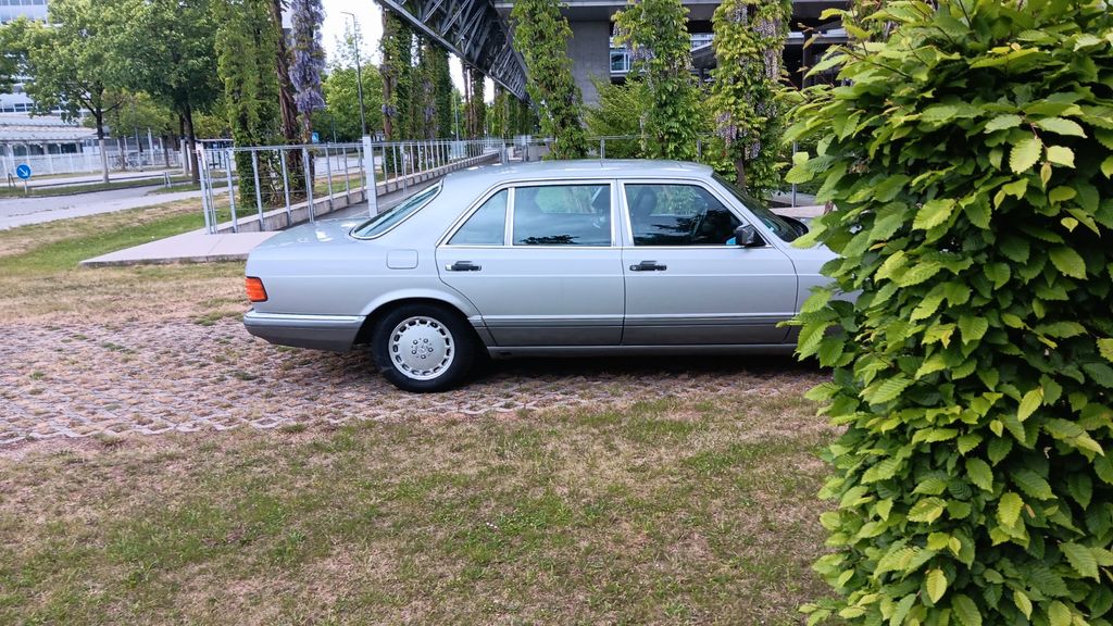 Mercedes-Benz 300 264.000 km 13.800 &euro; Brunnthal 85649