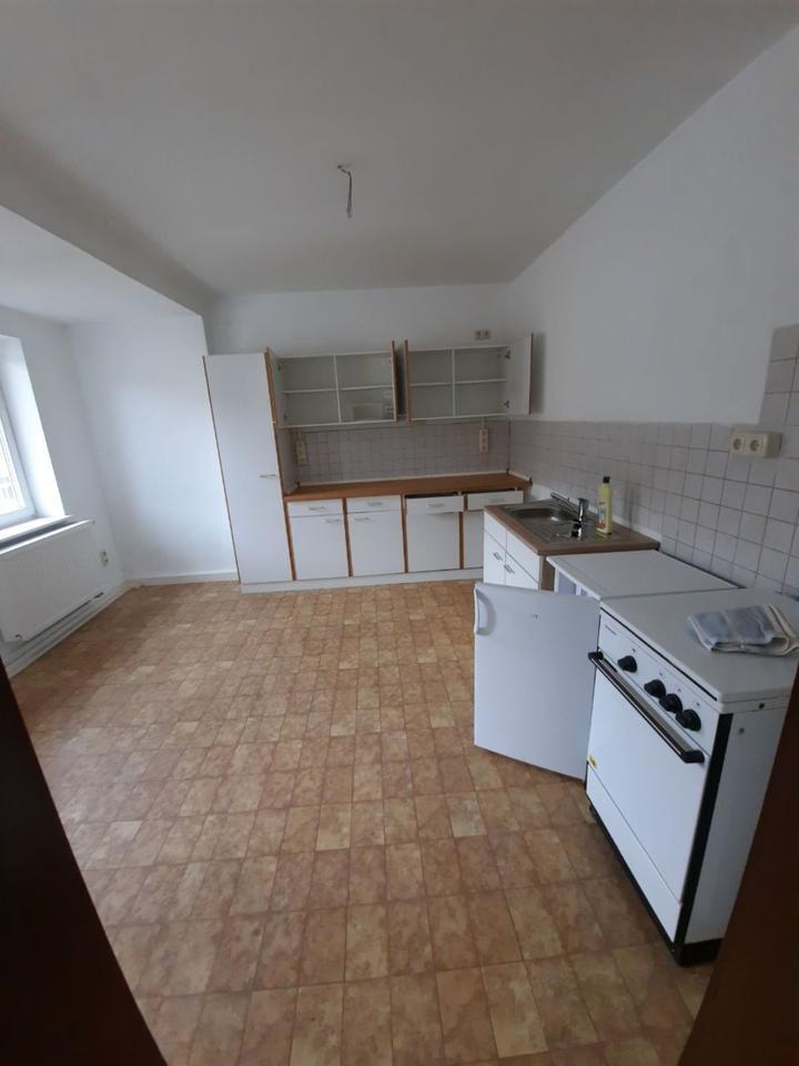 Von Privat und ab sofort: Helle und geräumige 3,5 Zimmer-Wohnung