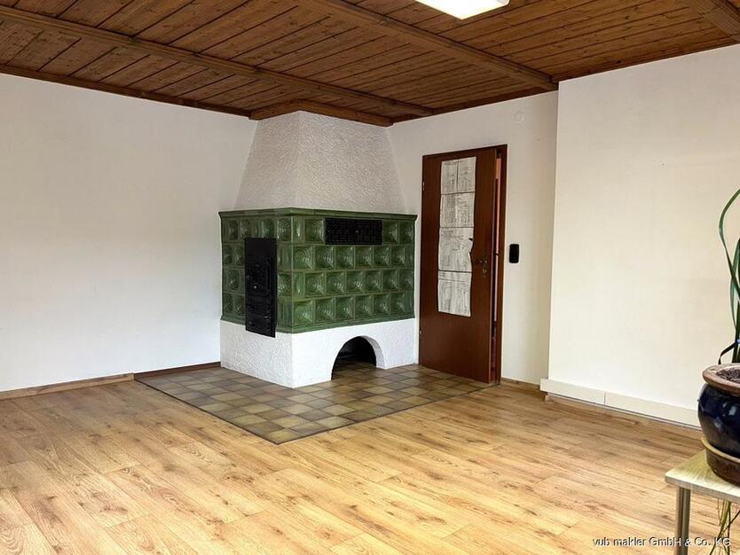 Zentrale Bürofläche in Rehau zu vermieten – Ideal für Kanzlei, Praxis oder Büro