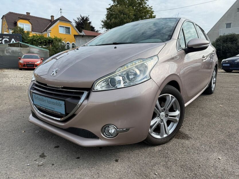 Peugeot 208 66.000 km 7.700 € Ichenhausen 89335