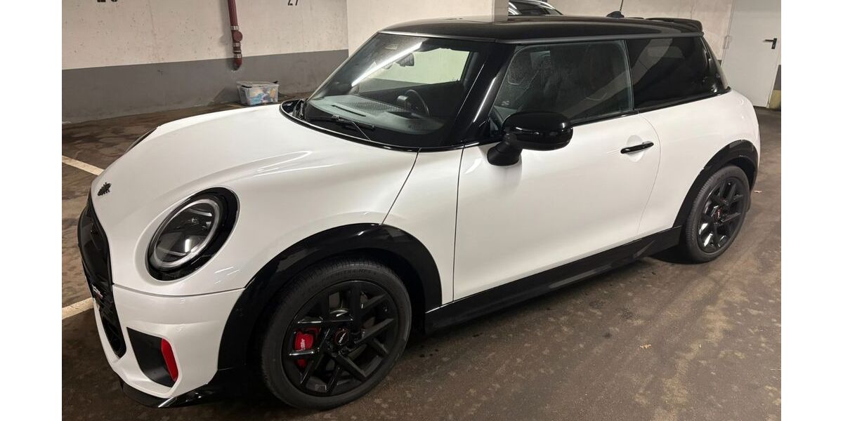 Mini John Cooper Works 2.349 km 37.599 &euro; Haan 42781