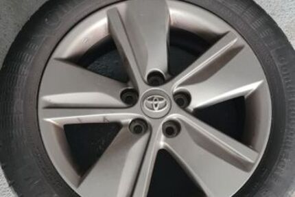 Toyota Avensis 218.940 km 4.300 &euro; Schwabach 91126