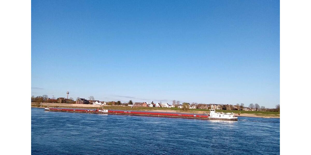 Etagenwohnung Neuss - 4 Zimmer, 108 m&sup2;, 285.000&euro; | Angebot:24874250