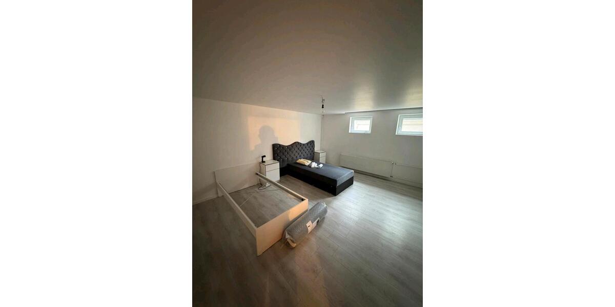 Einfamilienhaus München Messestadt Riem - 10 Zimmer, 200 m&sup2;, 4.500&euro; | Angebot:26395380