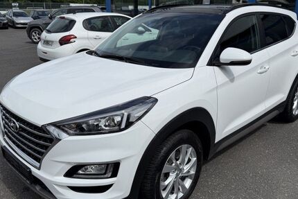 Hyundai TUCSON 78.000 km 17.250 € Vettelschoß 53560