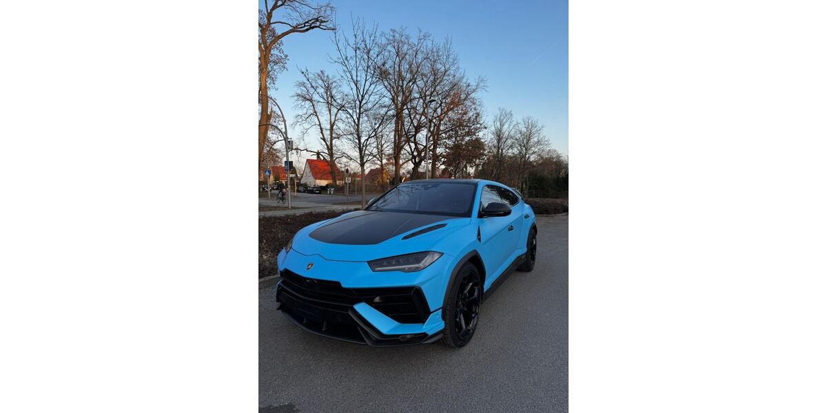 Lamborghini Urus 10.000 km 315.890 &euro; BERLIN 13581