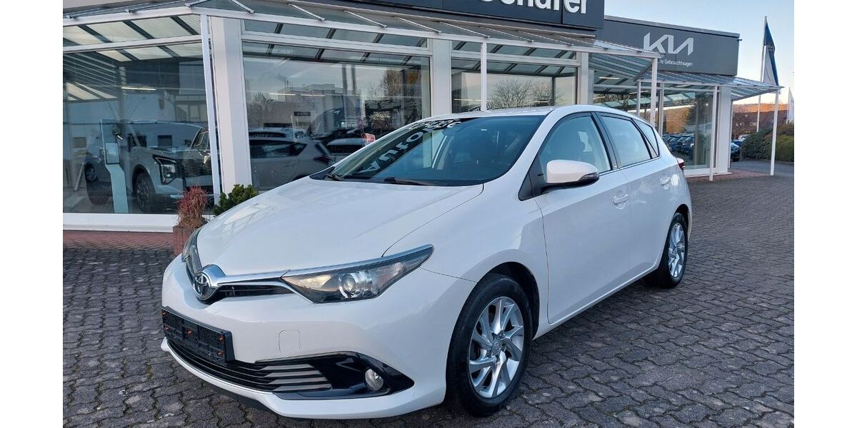 Toyota Auris 115.000 km 10.400 &euro; Kleinheubach 63924