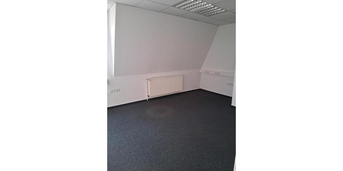 Gewerbeobjekt Bernburg (Saale) - 1.400&euro; | Angebot:26086266