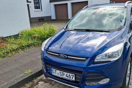 Ford Kuga 87.000 km 9.900 &euro; Gütersloh 33335