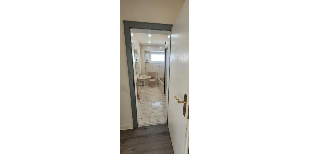 Etagenwohnung Ratingen Lintorf - 2 Zimmer, 66 m&sup2;, 190.000&euro; | Angebot:25653947