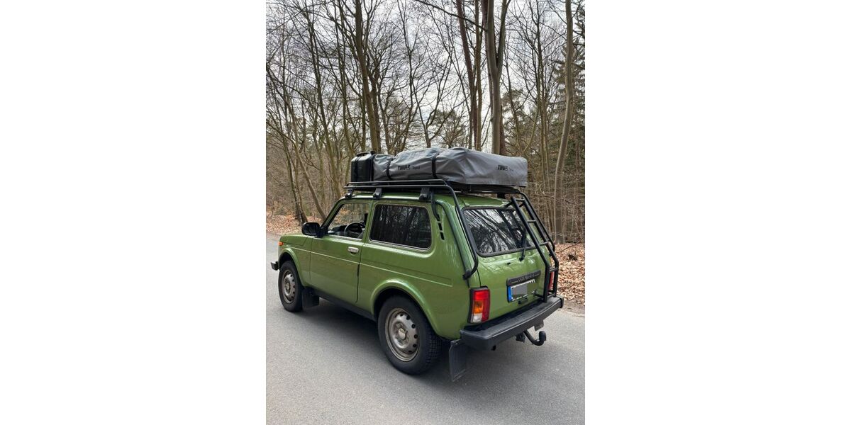 Lada Niva 74.000 km 14.900 &euro; Hamburg 22301