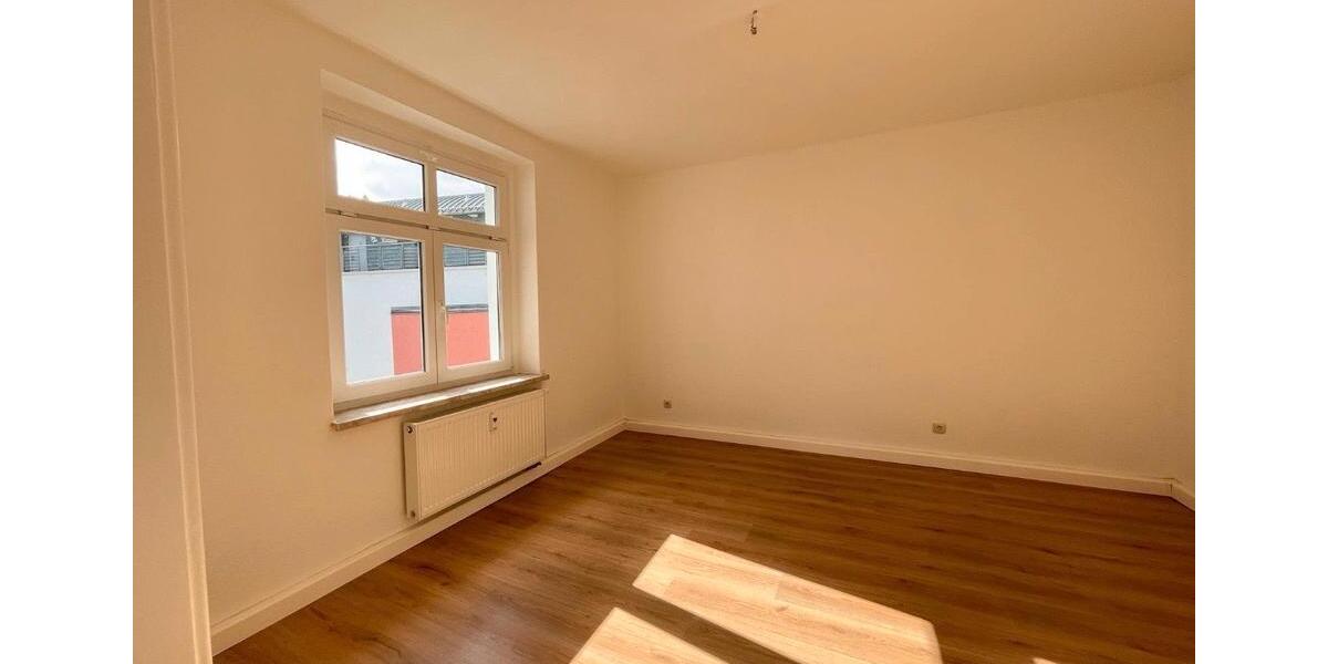 Etagenwohnung Auerbach/Vogtland Vogtland - 4.5 Zimmer, 125 m&sup2;, 740&euro; | Angebot:26413678