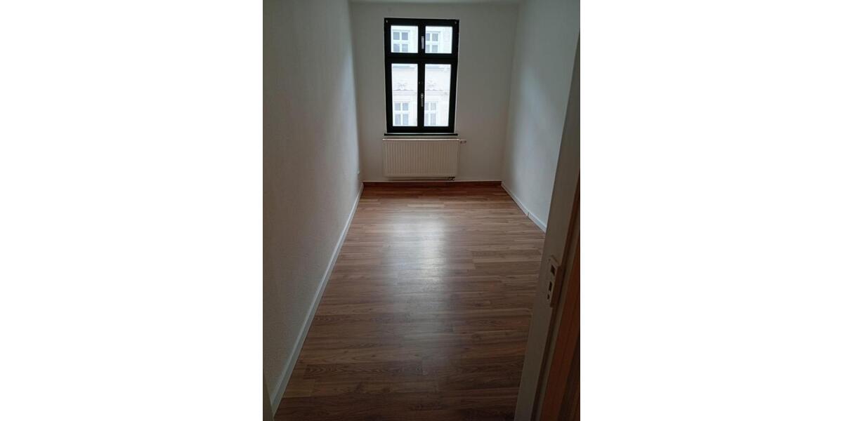 Etagenwohnung Naumburg (Saale) - 3 Zimmer, 65 m&sup2;, 450&euro; | Angebot:25579463