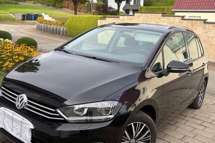VW Golf Sportsvan 43.700 km 14.950 € Altenbeken 33184