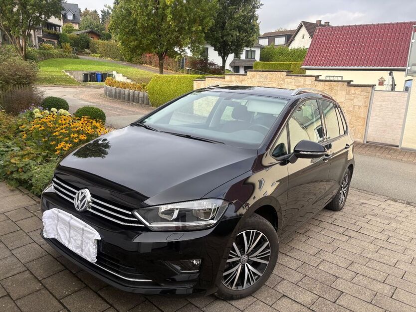 VW Golf Sportsvan 43.700 km 14.950 € Altenbeken 33184