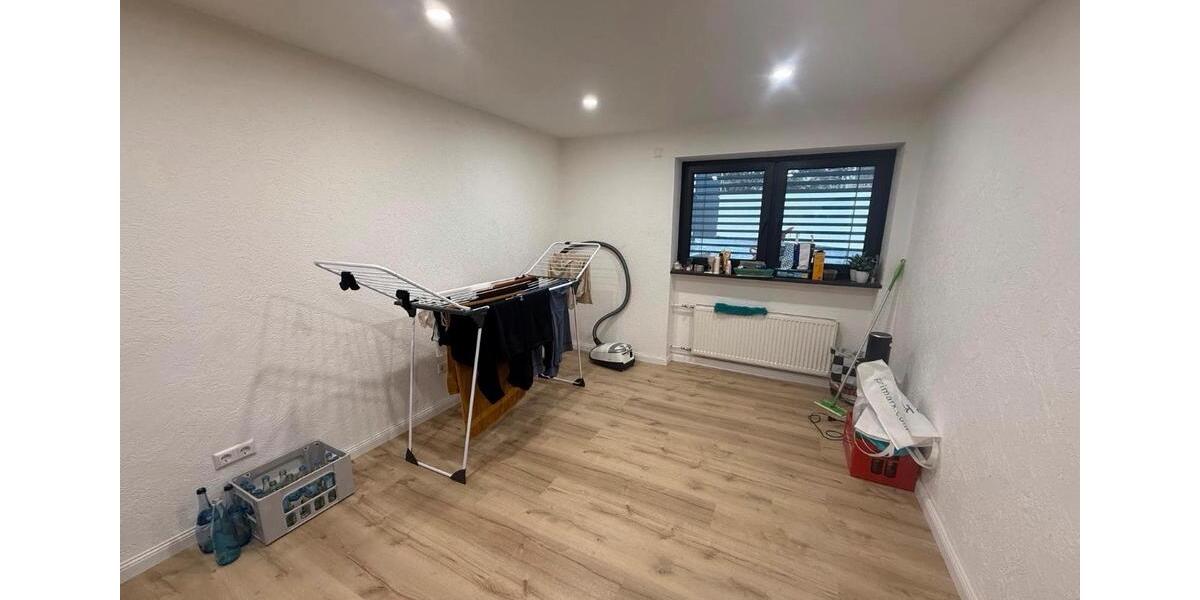 Etagenwohnung Sinsheim - 2 Zimmer, 75 m&sup2;, 750&euro; | Angebot:24886384