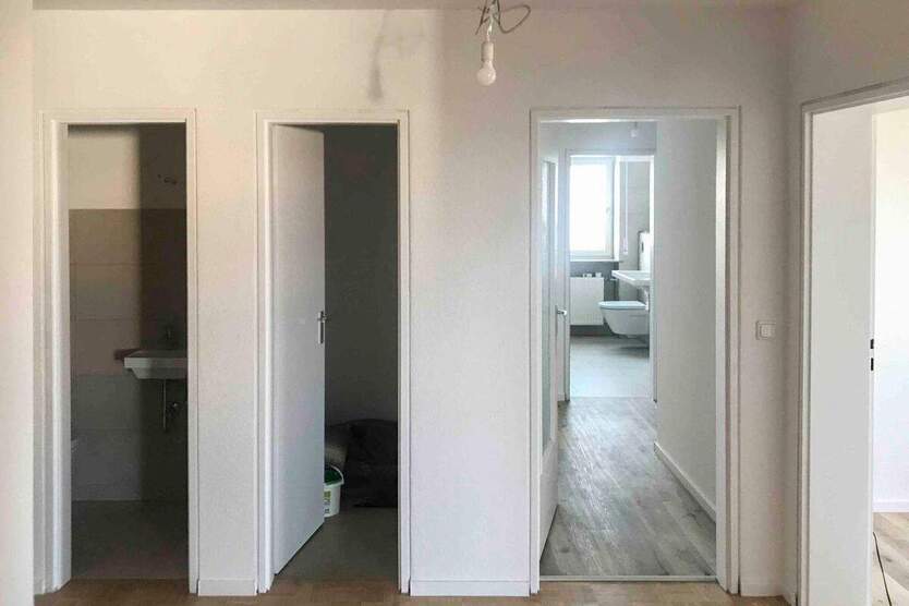 Sanierte 4-Zimmer-Wohnung mit Südbalkon und Weitblick in Erlangen 4 zimmer