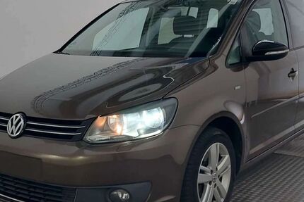 VW Touran 167.355 km 7.490 &euro; Buxtehude 21614
