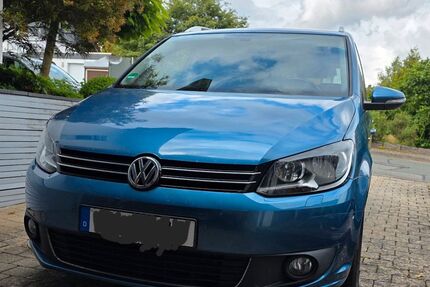 VW Touran 220.500 km 5.750 &euro; Bad Arolsen 34454