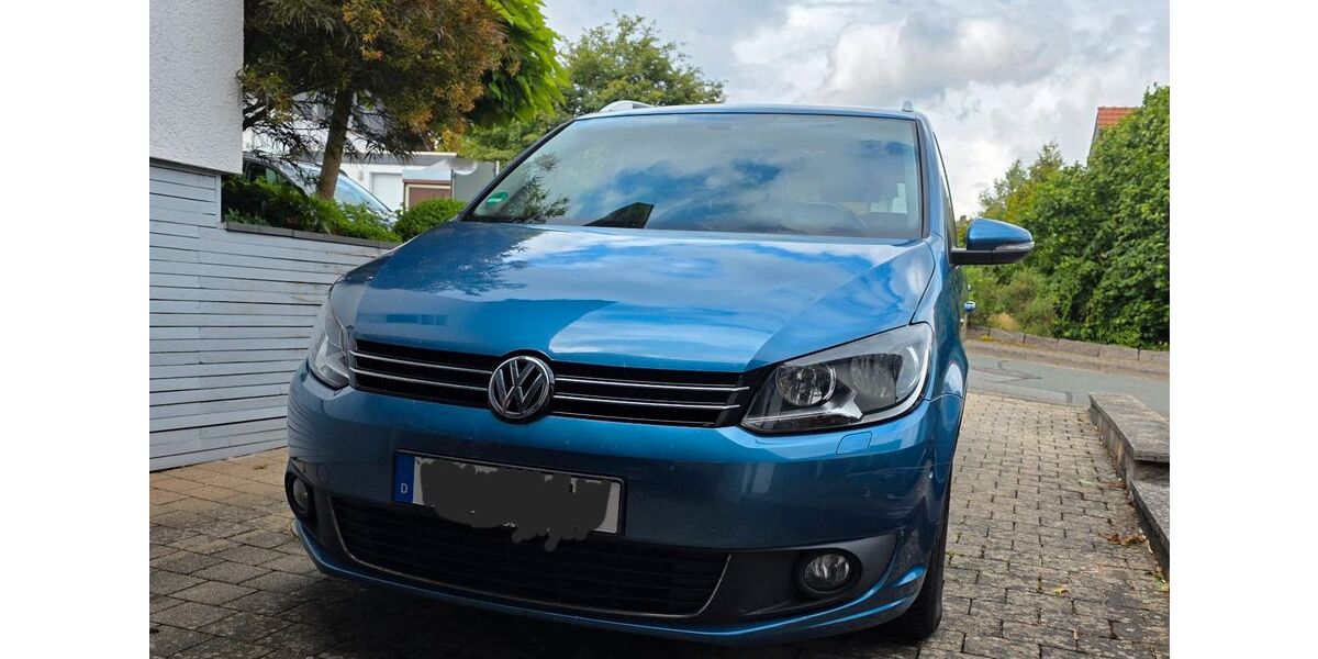 VW Touran 220.500 km 5.750 &euro; Bad Arolsen 34454