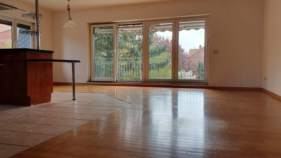 Charmante 3 Raum-Wohnung mit Top Ausstattung und Stellplatz 3 zimmer