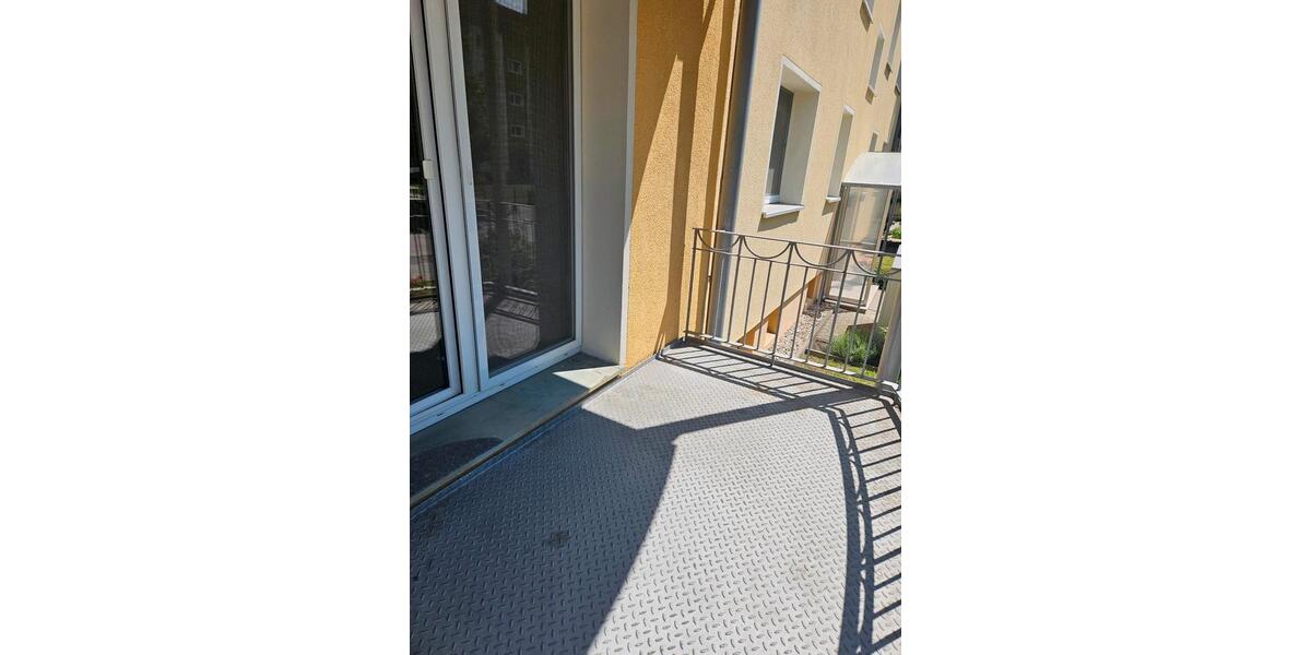 Hochparterre Hoyerswerda - 3 Zimmer, 73 m&sup2;, 117.000&euro; | Angebot:26864383