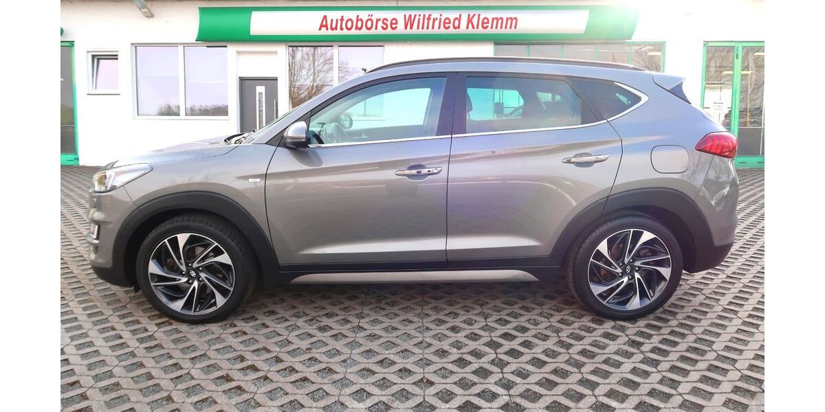 Hyundai TUCSON 147.000 km 17.850 &euro; Lichtenau 33165