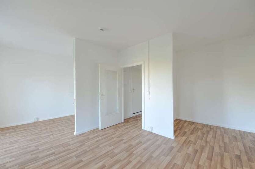 Wohnung zum Mieten in Halle 308 € 47.36 m²