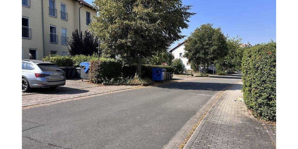 Moderne 4-Zimmer-Wohnung mit Terrasse in ruhiger Lage und hoher Instandhaltungsrücklage 4 zimmer