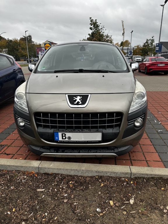 Peugeot 3008 135.000 km 8.000 € Berlin 13507