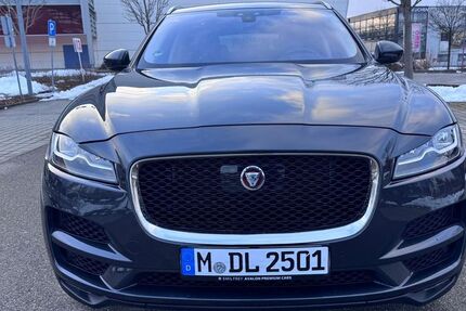 Jaguar F-Pace 96.000 km 26.000 &euro; München 81248