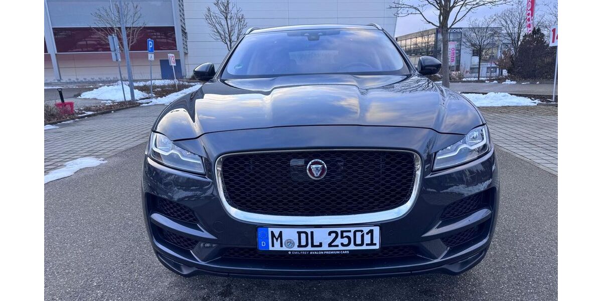 Jaguar F-Pace 96.000 km 26.000 &euro; München 81248