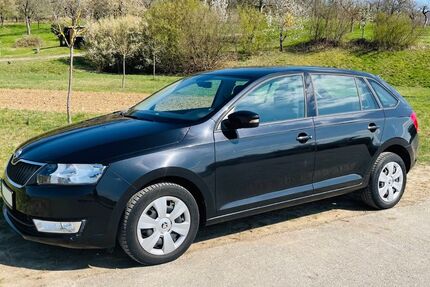 Skoda Rapid 62.000 km 10.500 € Leutenbach 71397
