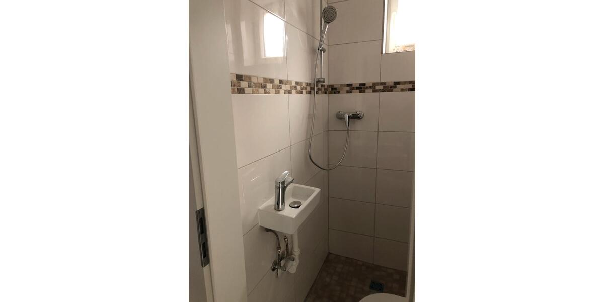 Etagenwohnung Gießen - 1 Zimmer, 14 m&sup2;, 270&euro; | Angebot:26413006